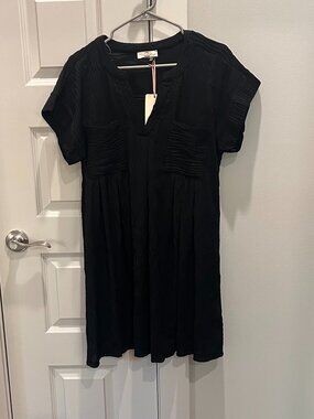 Entro Black Dress